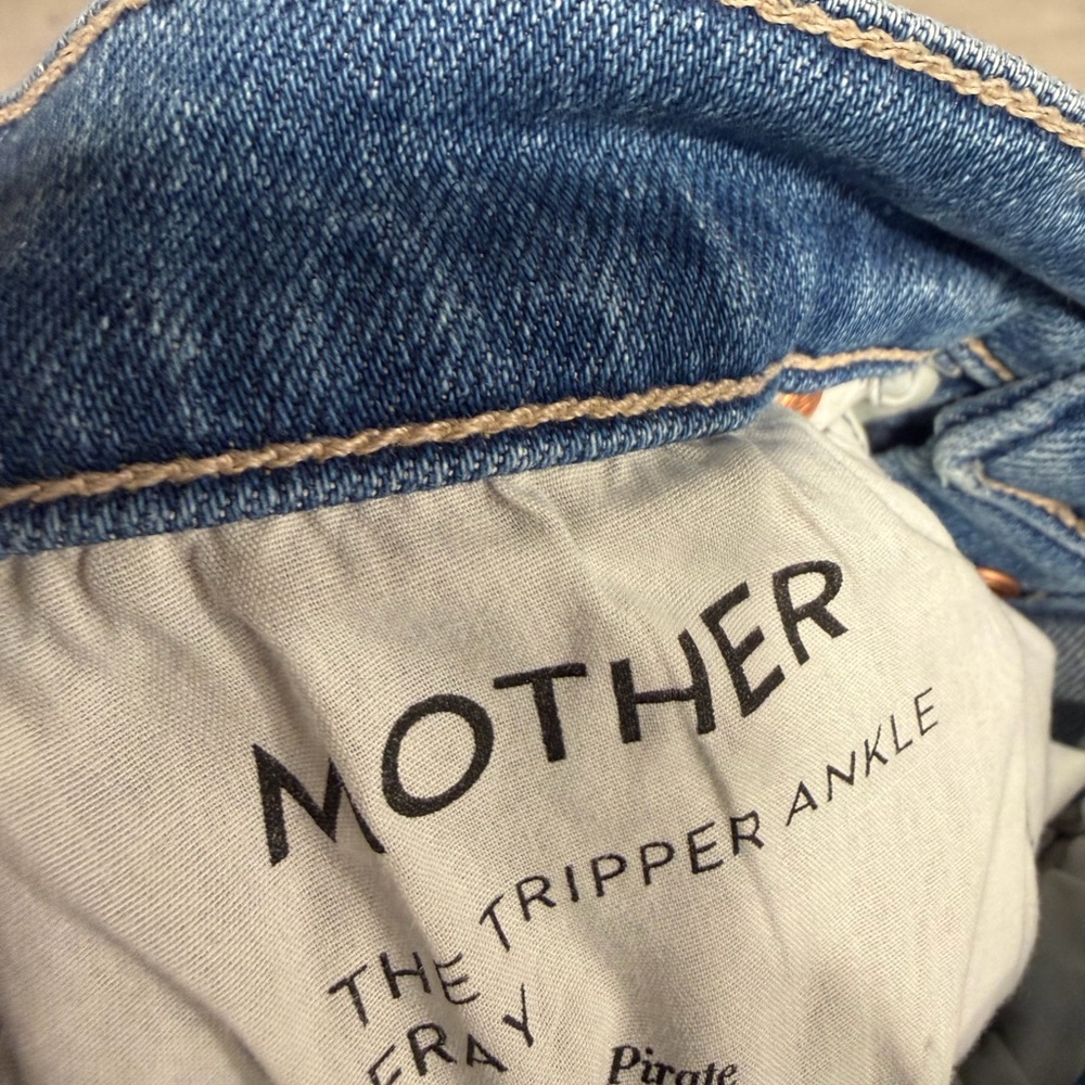 Mother size 24 jeans - Picture 3 of 4